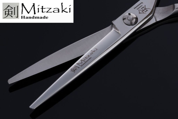MITZAKI-SIYUN-flex (6,0 Zoll), mit flexibelen Daumenauge, Daumenring durch Gelenk beweglich, somit extrem gelenkschonend, Fingerhaken verschraubt, 440C Japanstahl